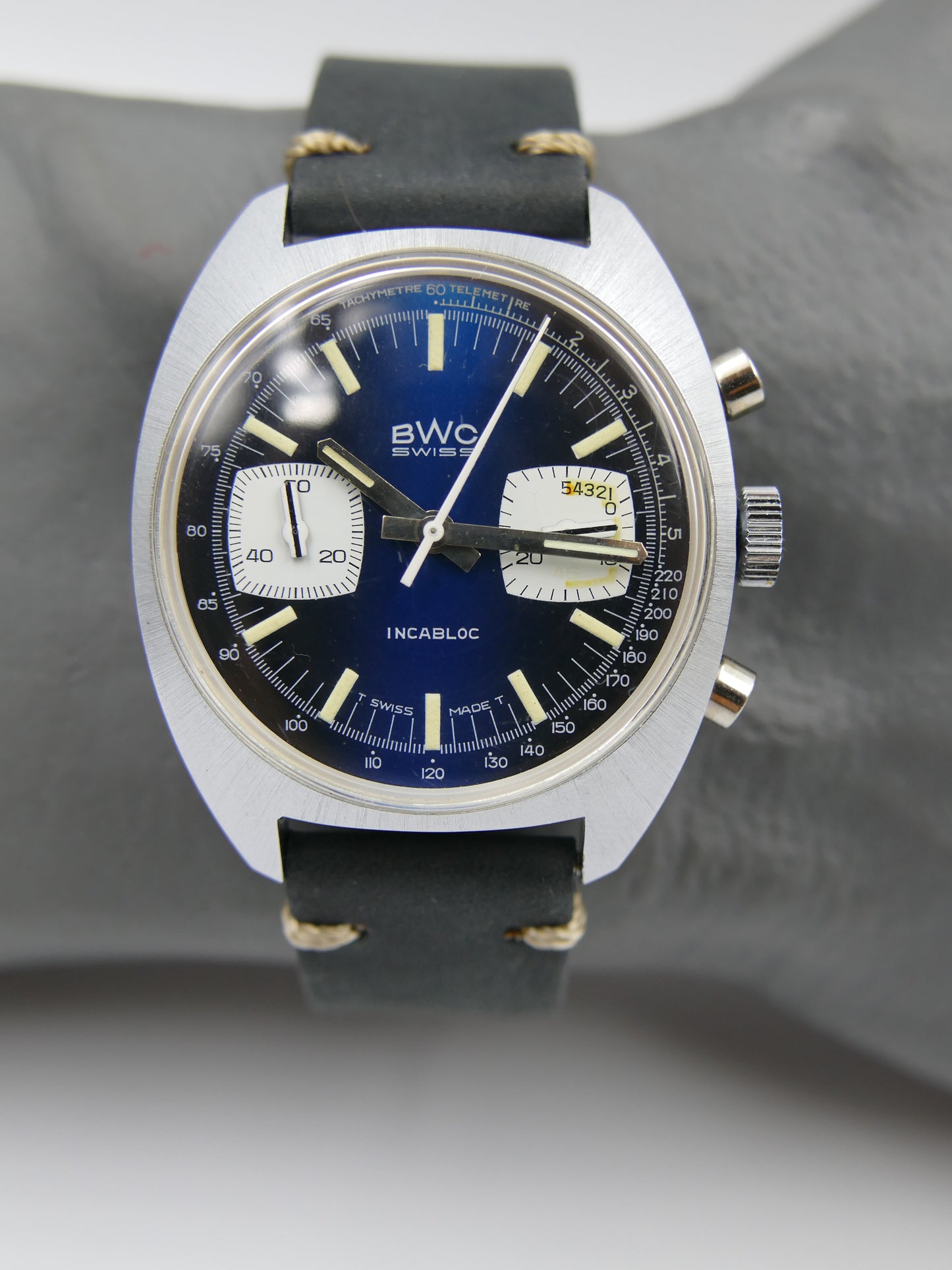 70s vintage watch mens chronograph BWC ref. 954012 valjoux 7733 mint