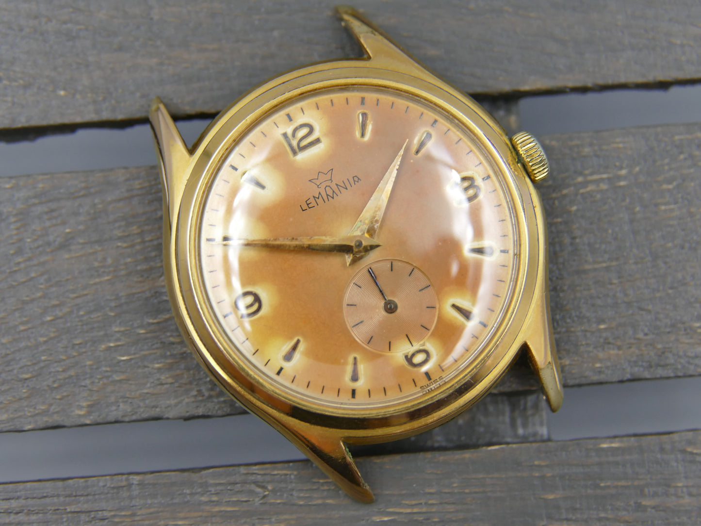 60s vintage Lemania ref. 239 hand wind cal. 3000 tropical dial