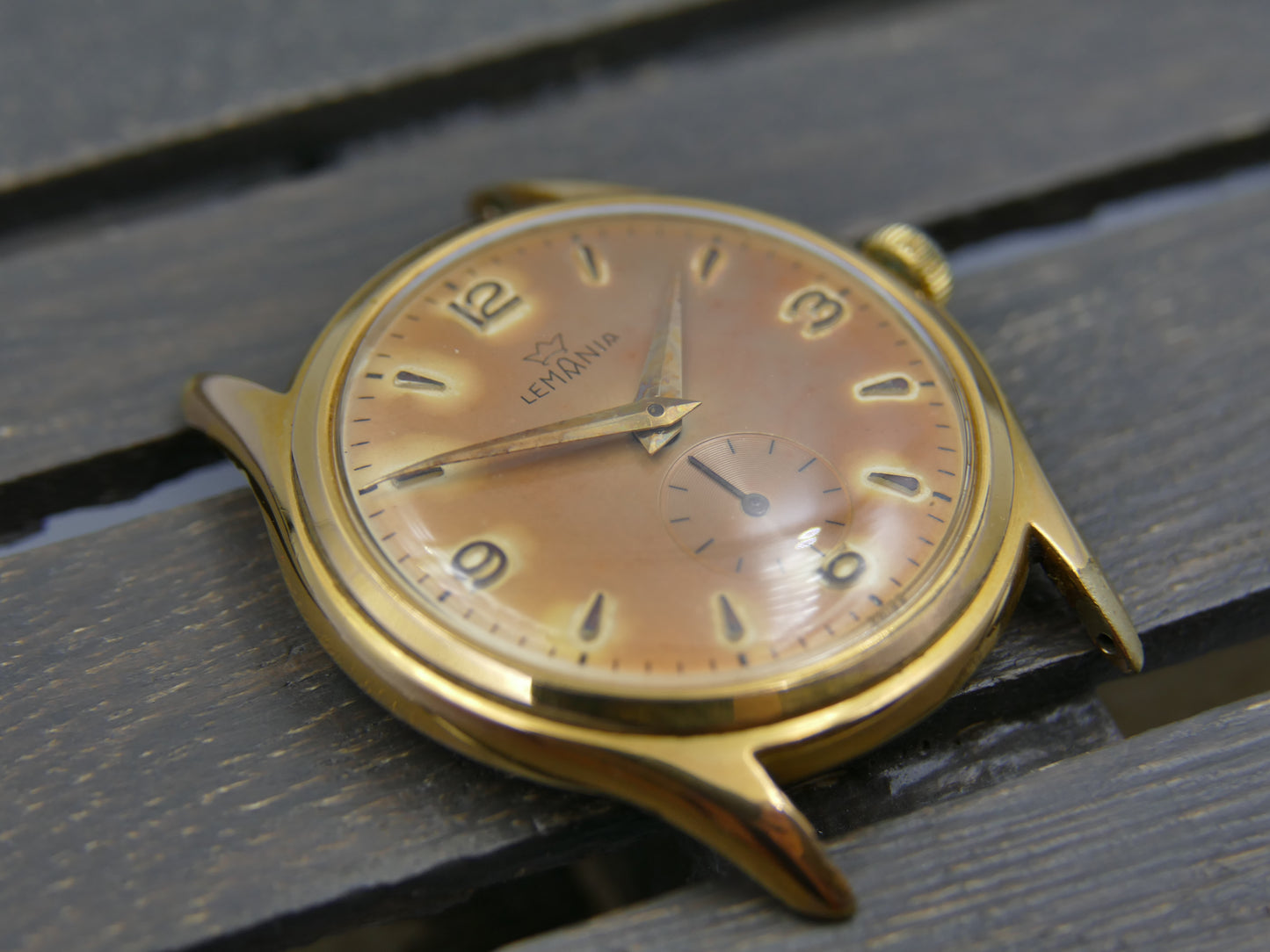 60s vintage Lemania ref. 239 hand wind cal. 3000 tropical dial