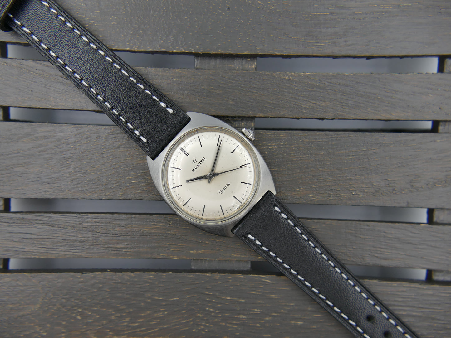 60s vintage watch mens Zenith Sporto cal. 2542 steel