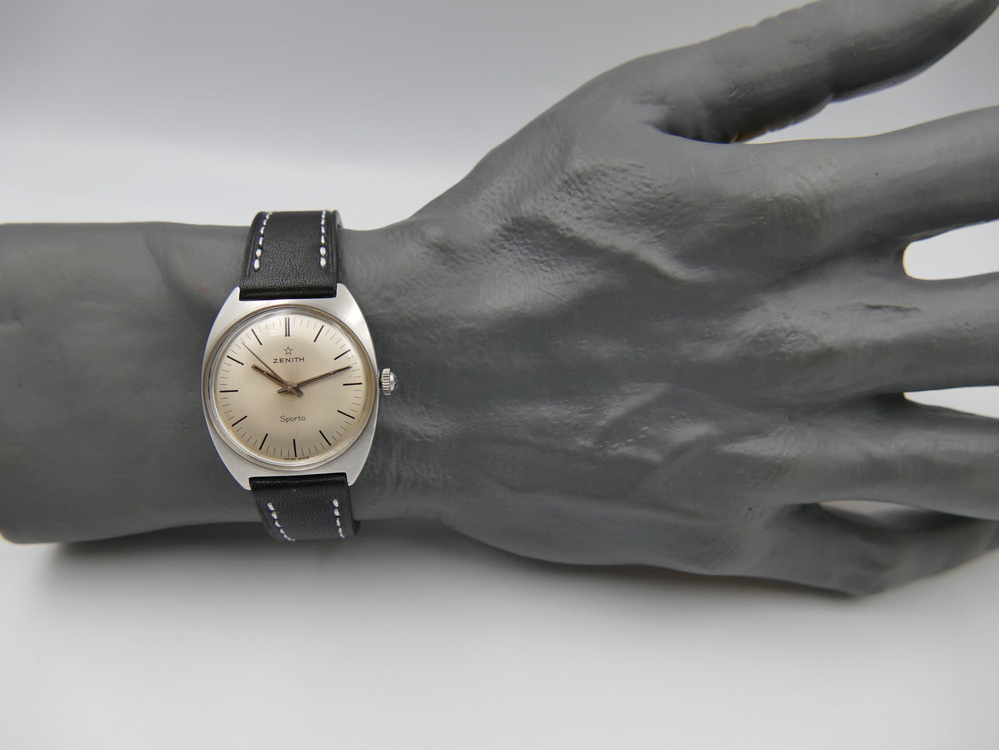 60s vintage watch mens Zenith Sporto cal. 2542 steel