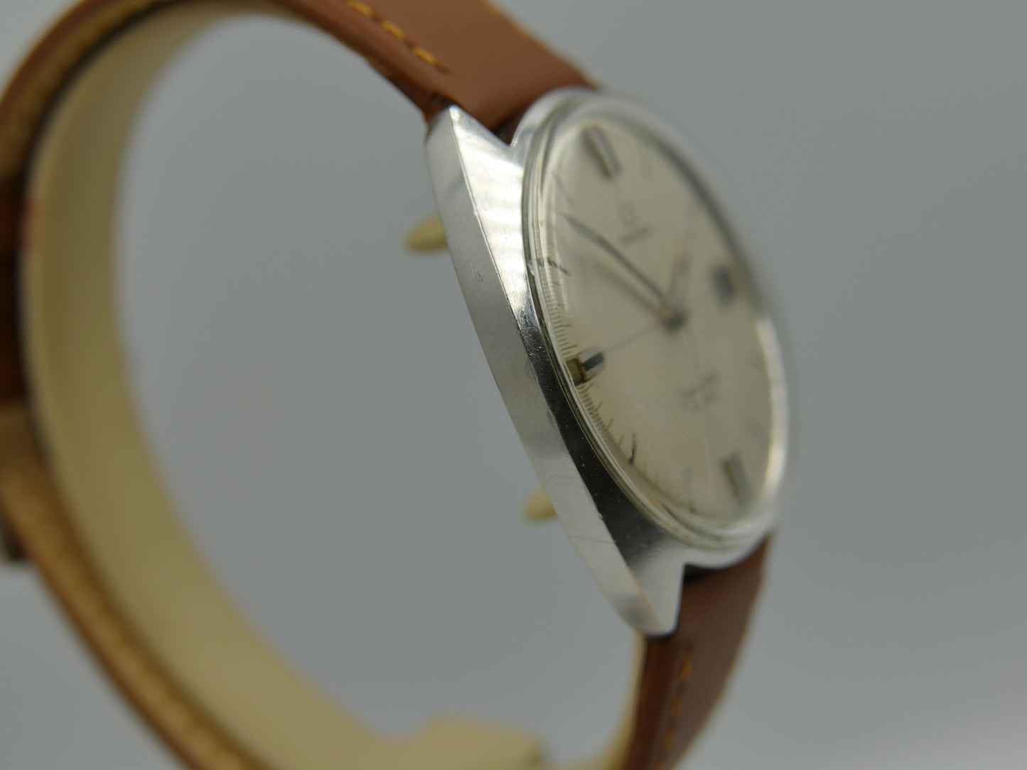 60s vintage watch mens Omega Seamaster Cosmic steel ref. 136.017 SP manual wind Cal.613