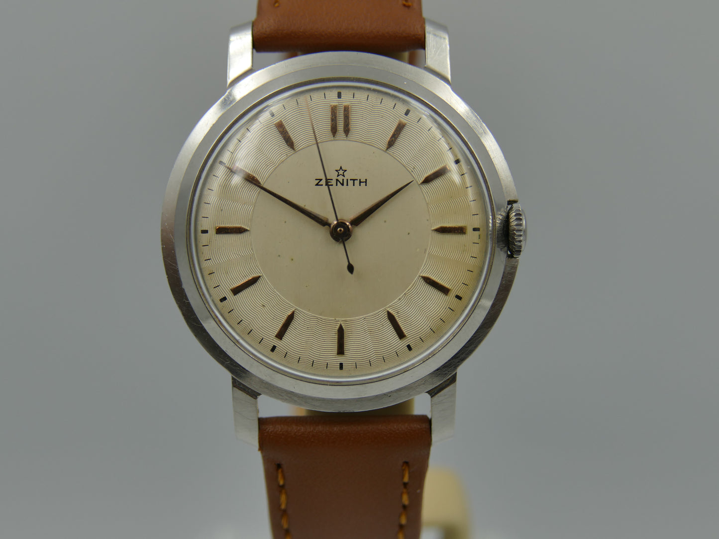50s vintage watch mens Zenith hand wind  cal. 106-50-5 steel
