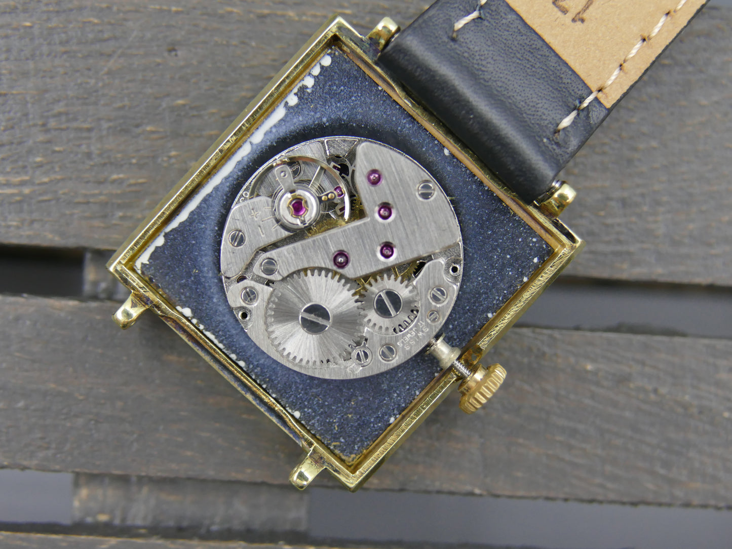 60s vintage watch mens NUMA hand wind FHF 63 square serviced