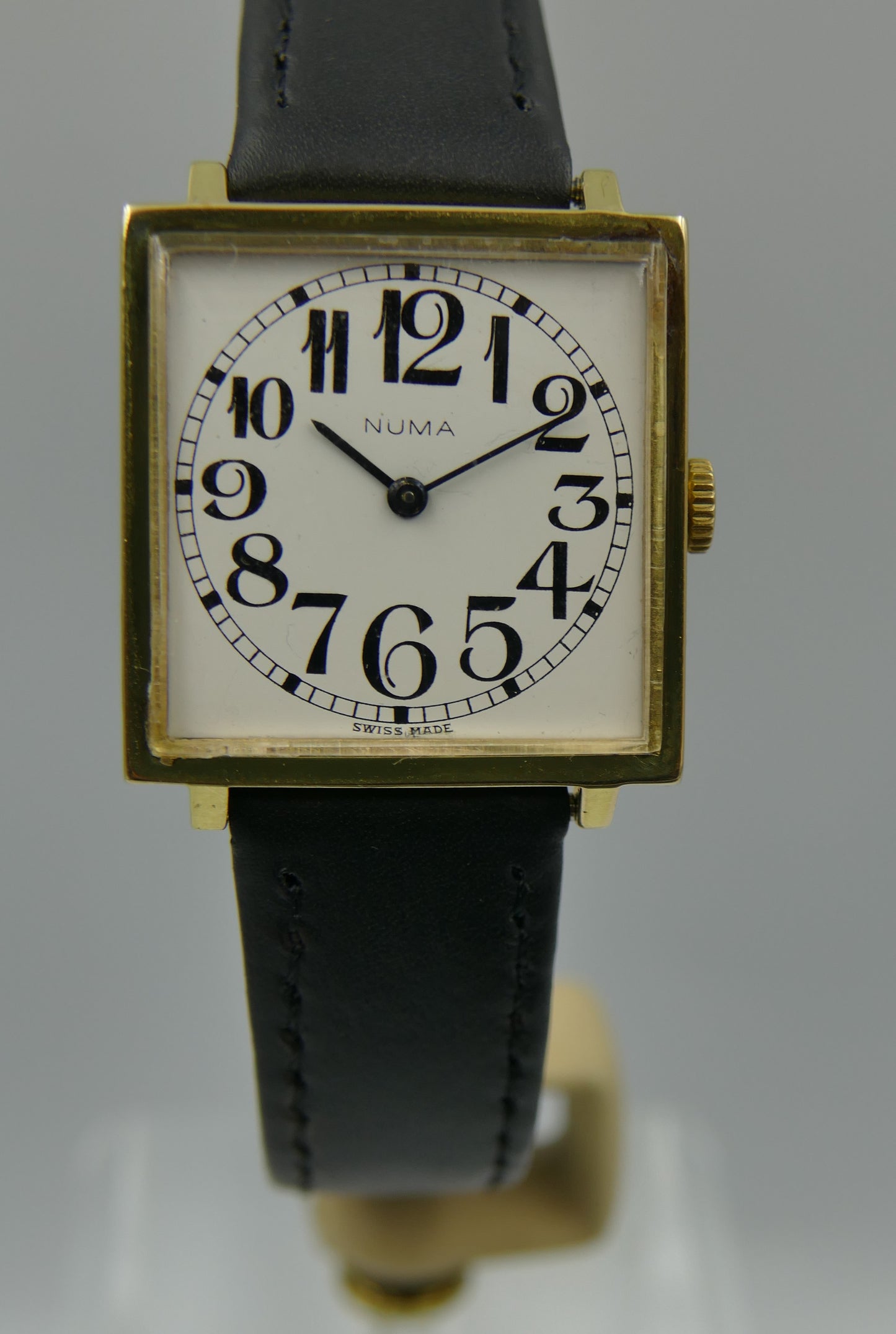 60s vintage watch mens NUMA hand wind FHF 63 square serviced