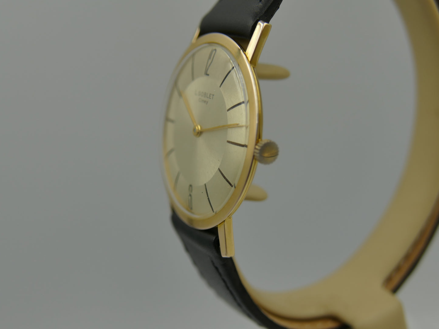 80s vintage watch mens L. Goblet Ciney hand wind Peseux 7001 ultra thin serviced