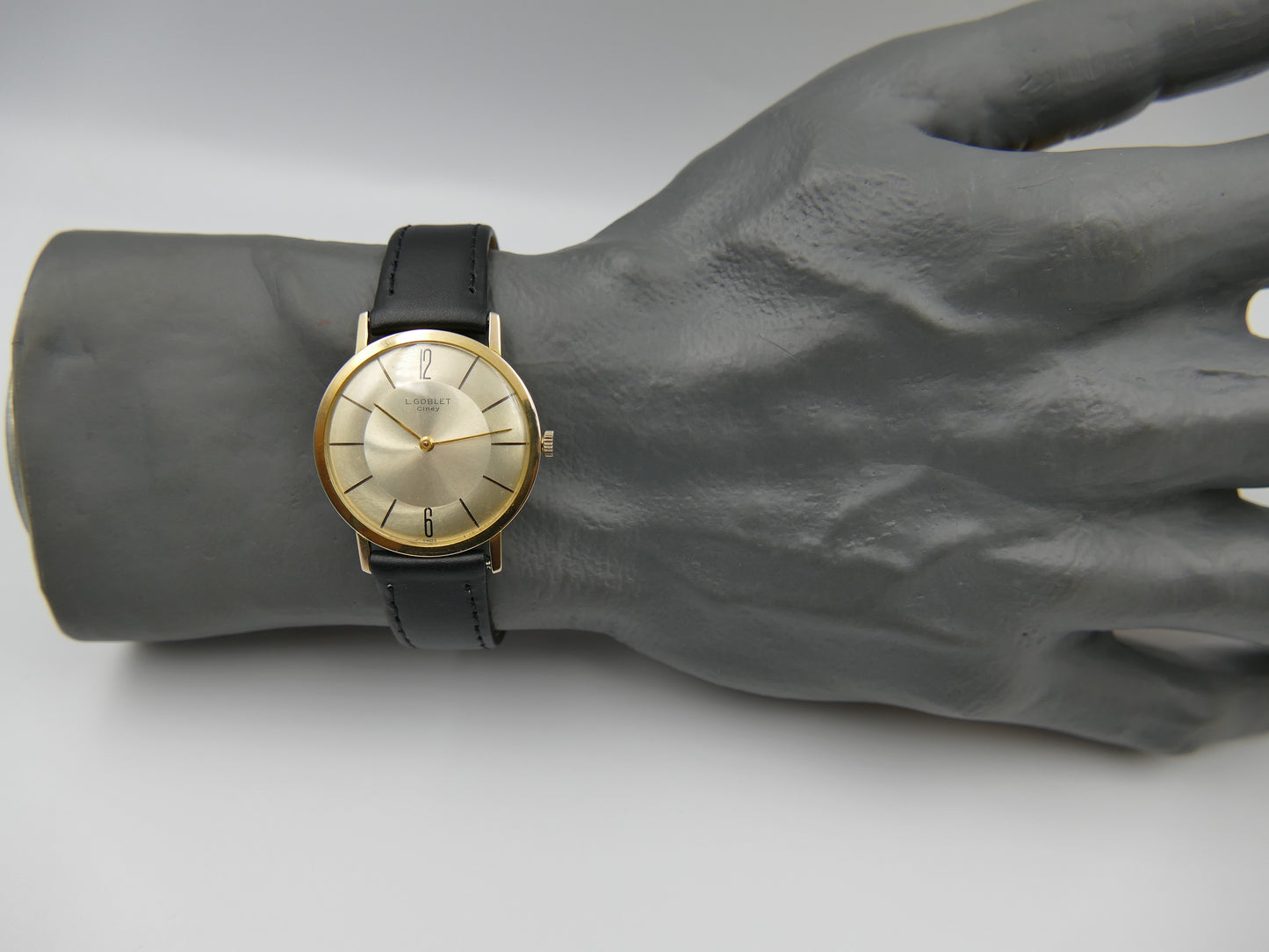 80s vintage watch mens L. Goblet Ciney hand wind Peseux 7001 ultra thin serviced