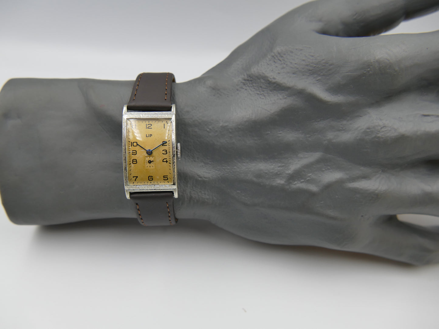 30s vintage watch art deco LIP T18 hand wind Churchill serviced