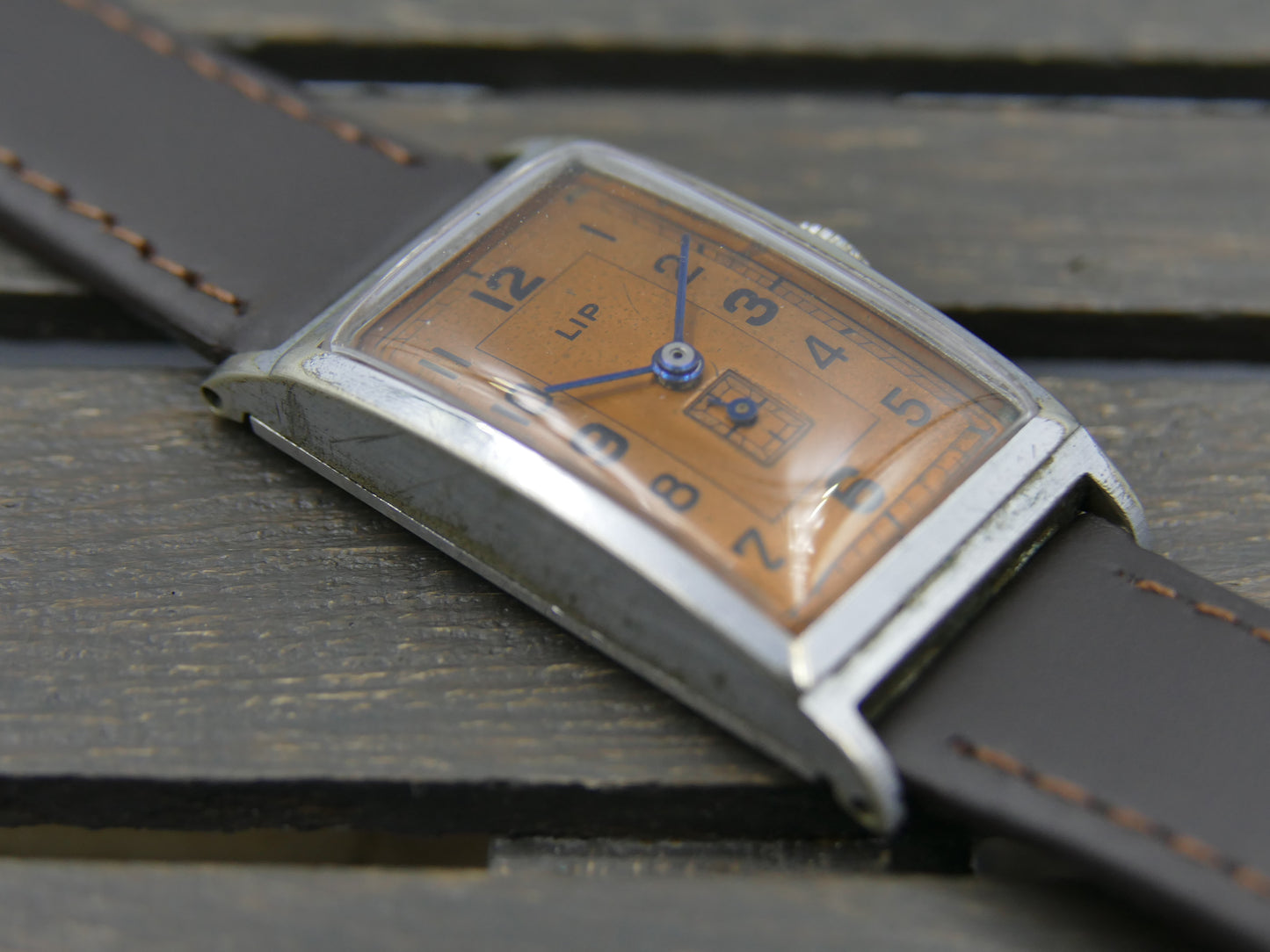 30s vintage watch art deco LIP T18 hand wind Churchill salmon dial serviced