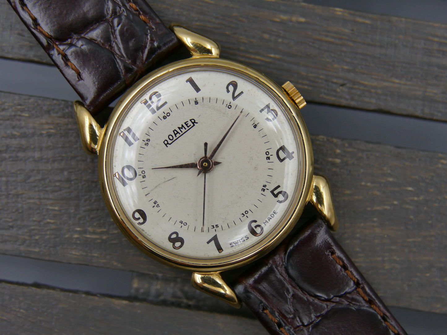 40s vintage watch Roamer ref 6502 crab lugs hand wind MST 372 two tone