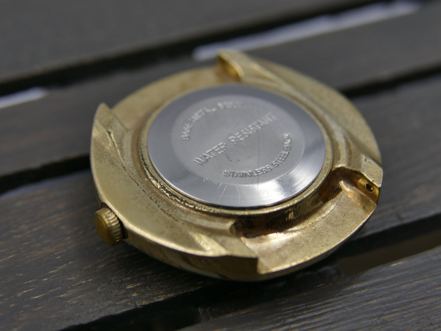 Vintage watch mens Timex hand wind burgundy gold pl