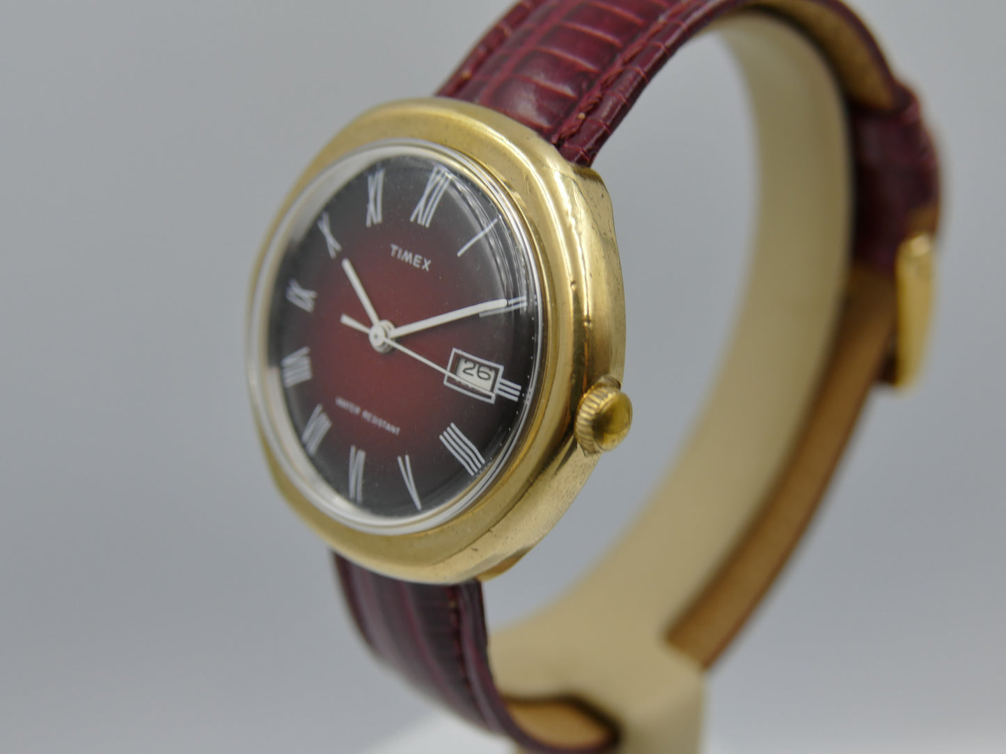 Vintage watch mens Timex hand wind burgundy gold pl