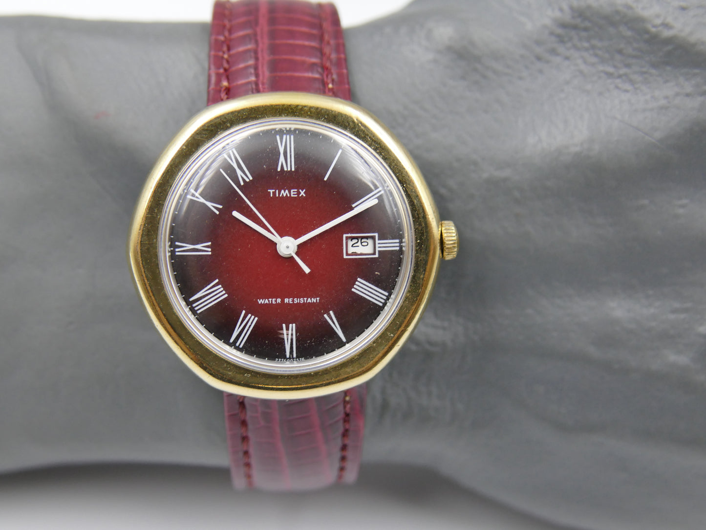 Vintage watch mens Timex hand wind burgundy gold pl