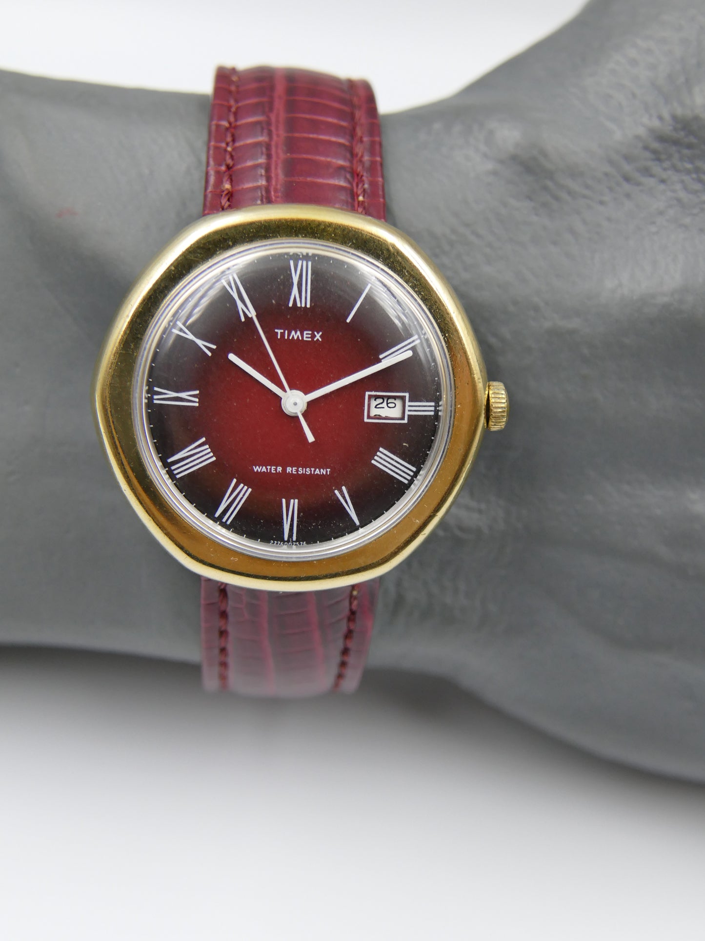 Vintage watch mens Timex hand wind burgundy gold pl