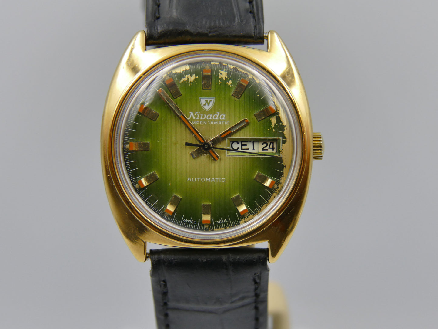 70s vintage watch mens Nivada Compensamatic ref 67111 automatic AS 2066 green dial serviced