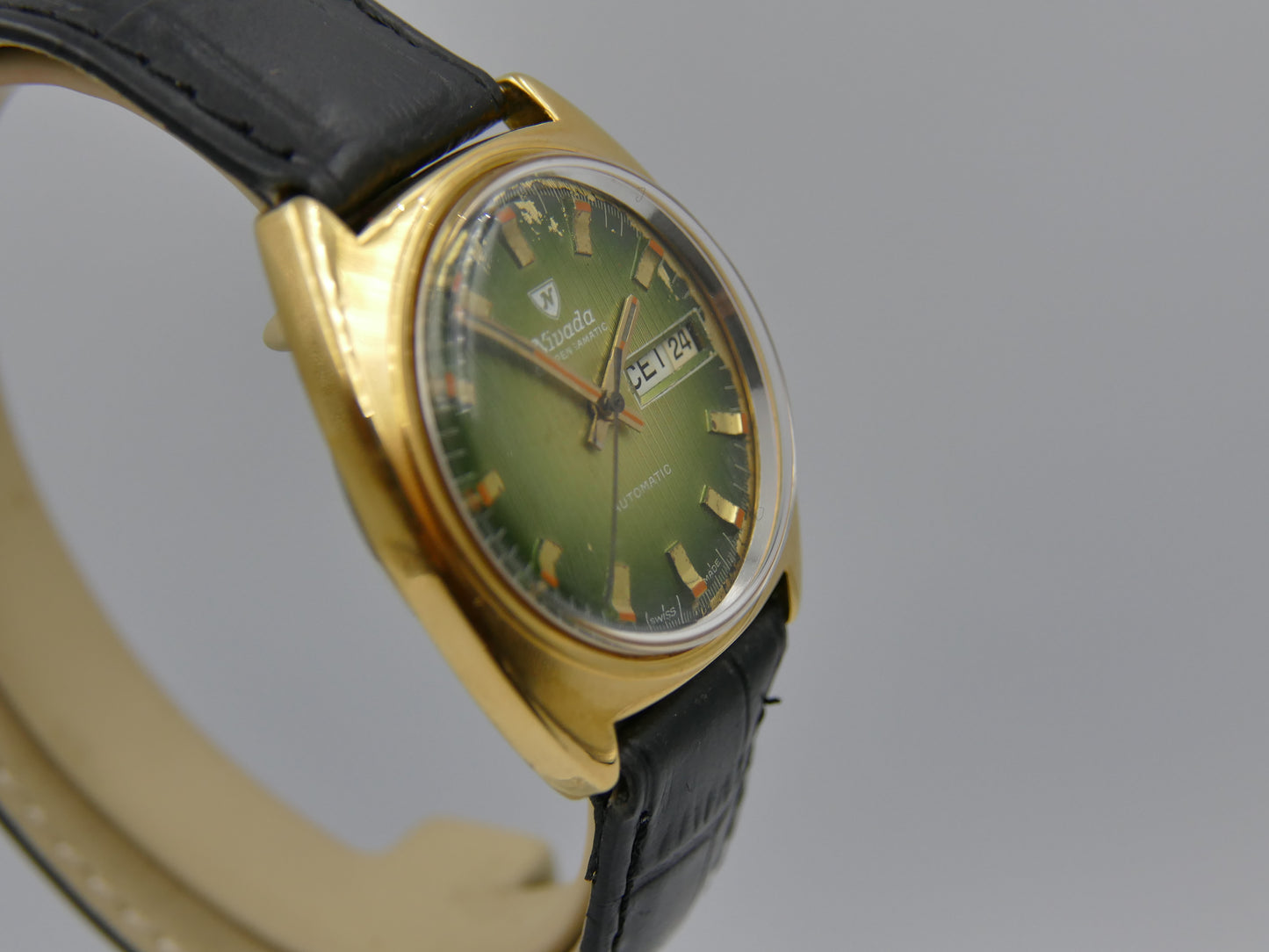 70s vintage watch mens Nivada Compensamatic ref 67111 automatic AS 2066 green dial serviced