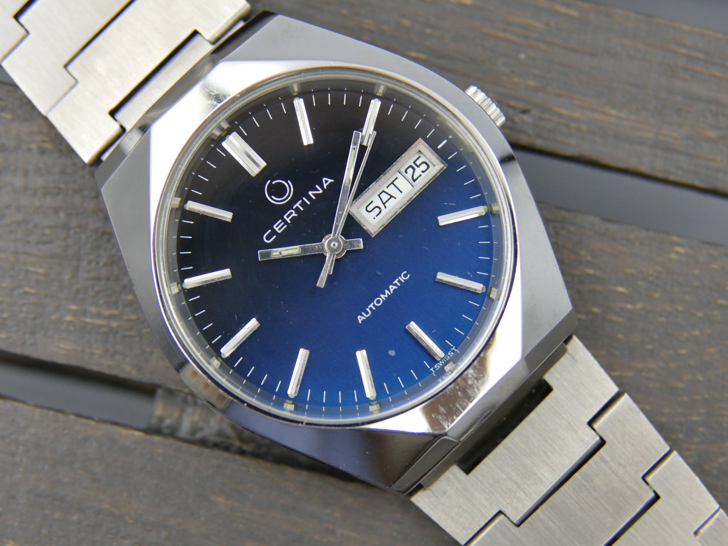 70s vintage watch Certina ref AHB012 automatic ETA 2789 blue dial steel NOS