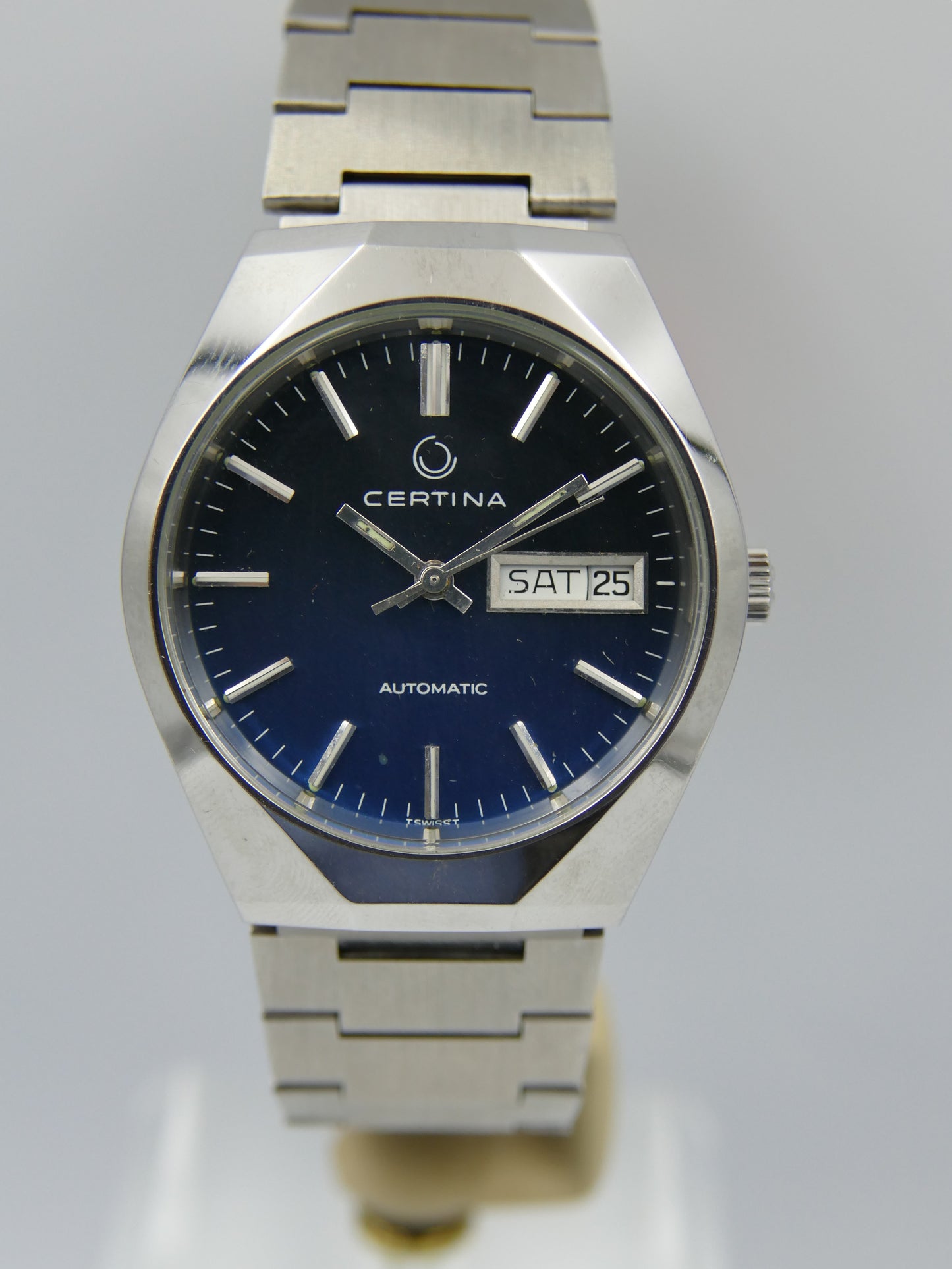 70s vintage watch Certina ref AHB012 automatic ETA 2789 blue dial steel NOS