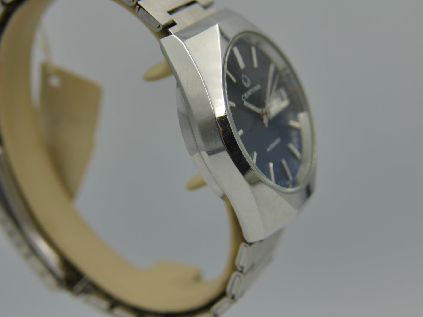 70s vintage watch Certina ref AHB012 automatic ETA 2789 blue dial steel NOS