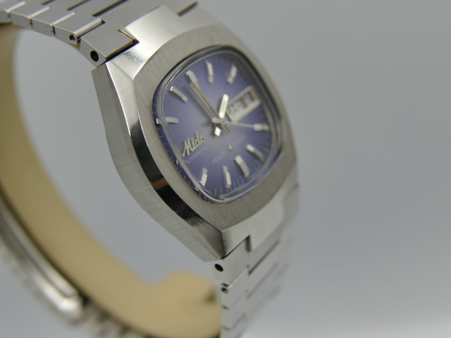 70s vintage watch mens Mido multi star ref 1879 automatic eta 2780 blue mint