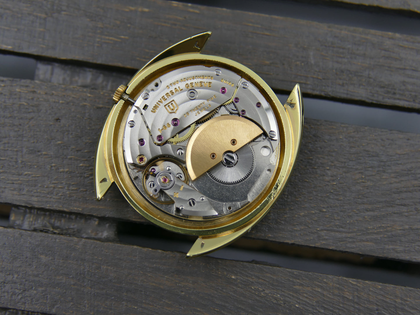 60s vintage watch mens Universal Genève Gilt Shadow Automatic microtor 1-66 Ref. 566101 ultra slim thin serviced