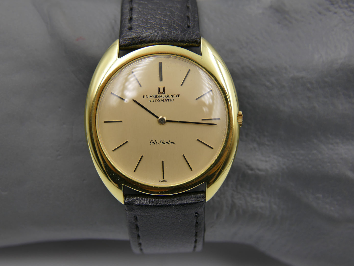 60s vintage watch mens Universal Genève Gilt Shadow Automatic microtor 1-66 Ref. 566101 ultra slim thin serviced