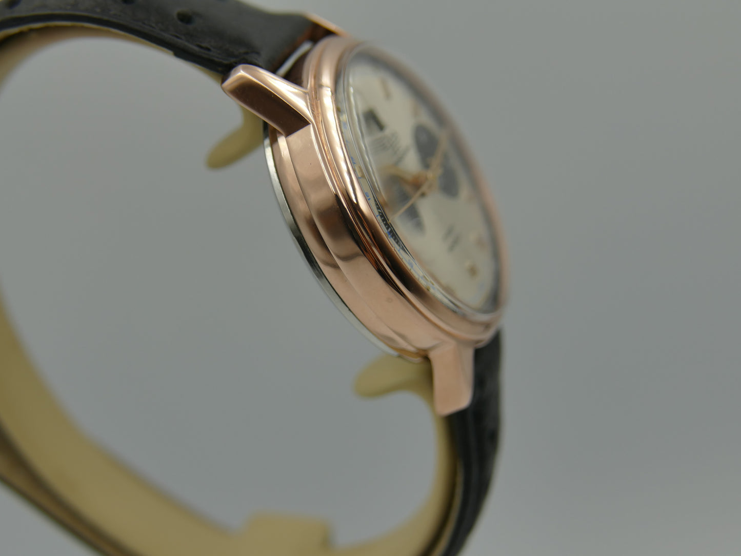 60s vintage watch Elvia chronograph landeron 189 rose gold panda