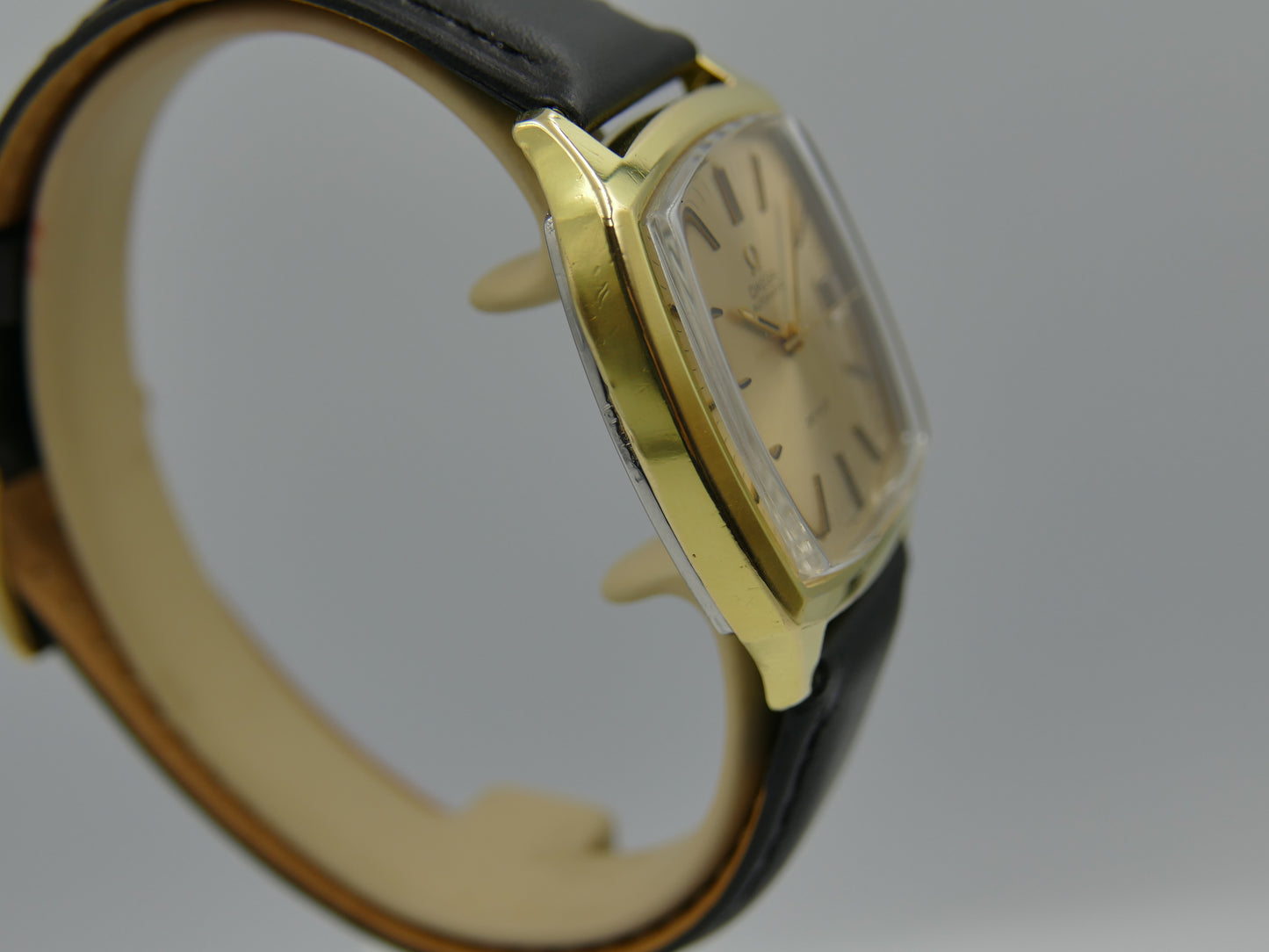 70s vintage watch Omega De Ville 166.075 automatic cal 1002 gold pl serviced