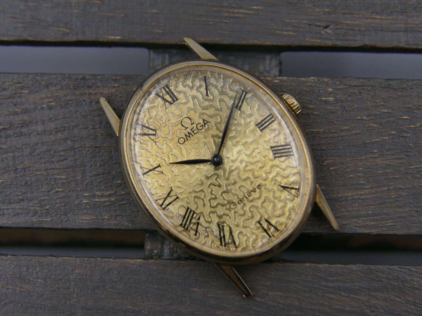 70s vintage Omega Geneve Ellipse ref 511.416 with Floral guilloché dial cal 625