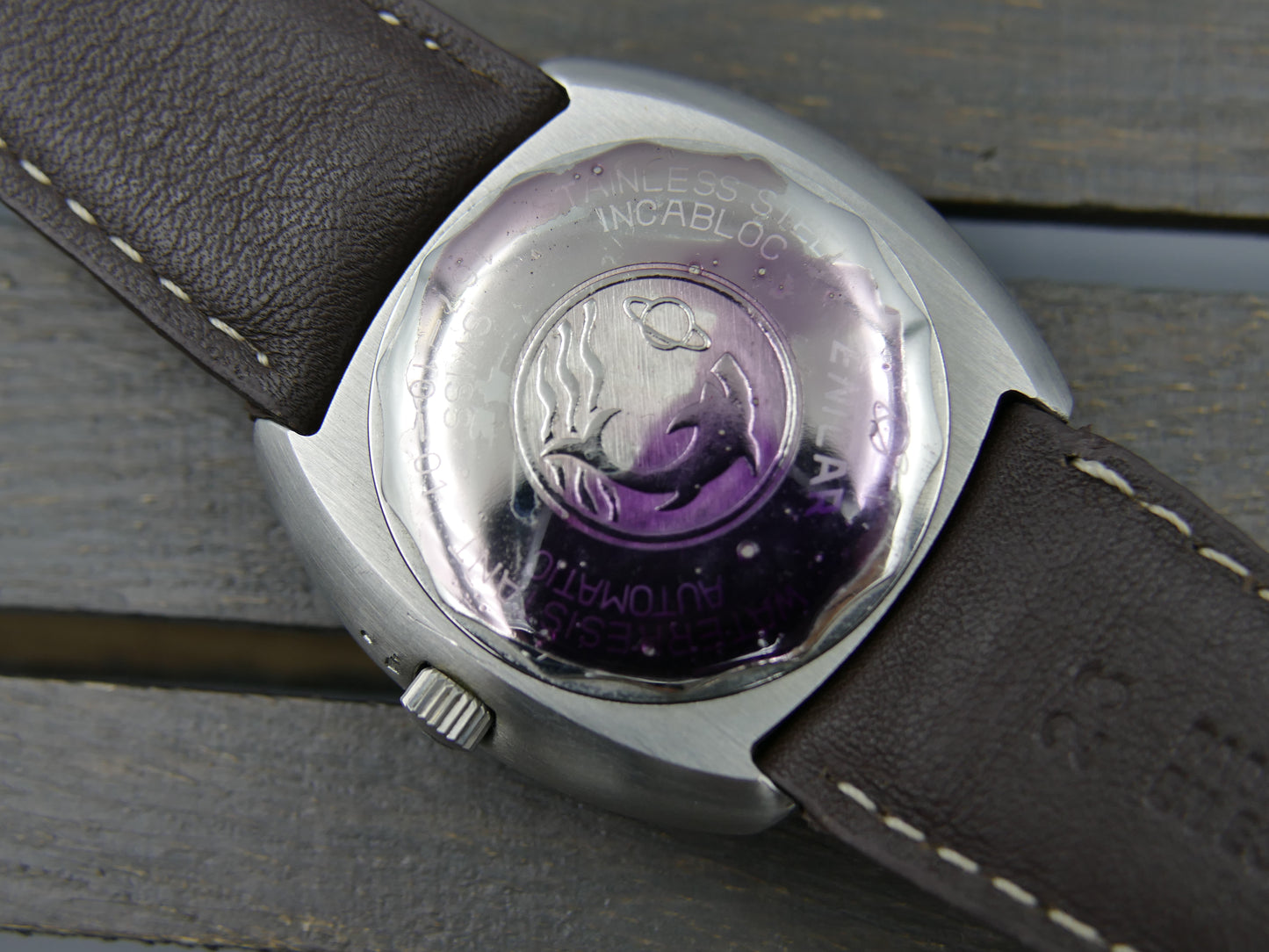 70s vintage watch NOS Enicar Sherpa 320 ref 167-10-01 automatic cal. AR 167 Steel green