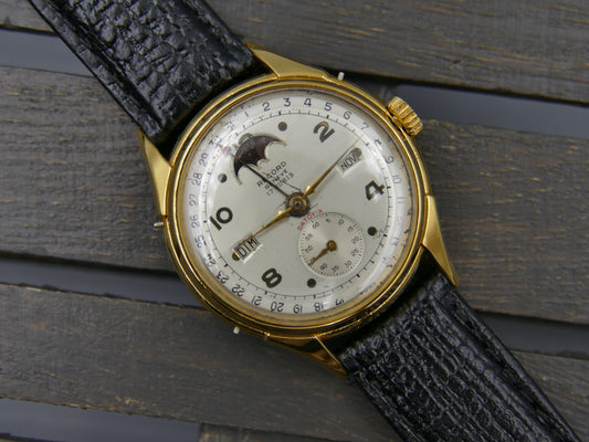 50s vintage watch Record Geneve Datofix triple calendar moonphase ref 4398
