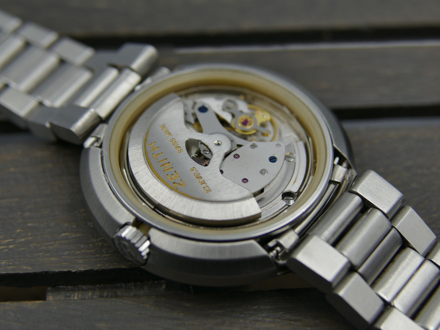 70s vintage watch Zenith ref 01-1190-290 UFO Disco Volante  Automatic burgundy dial serviced