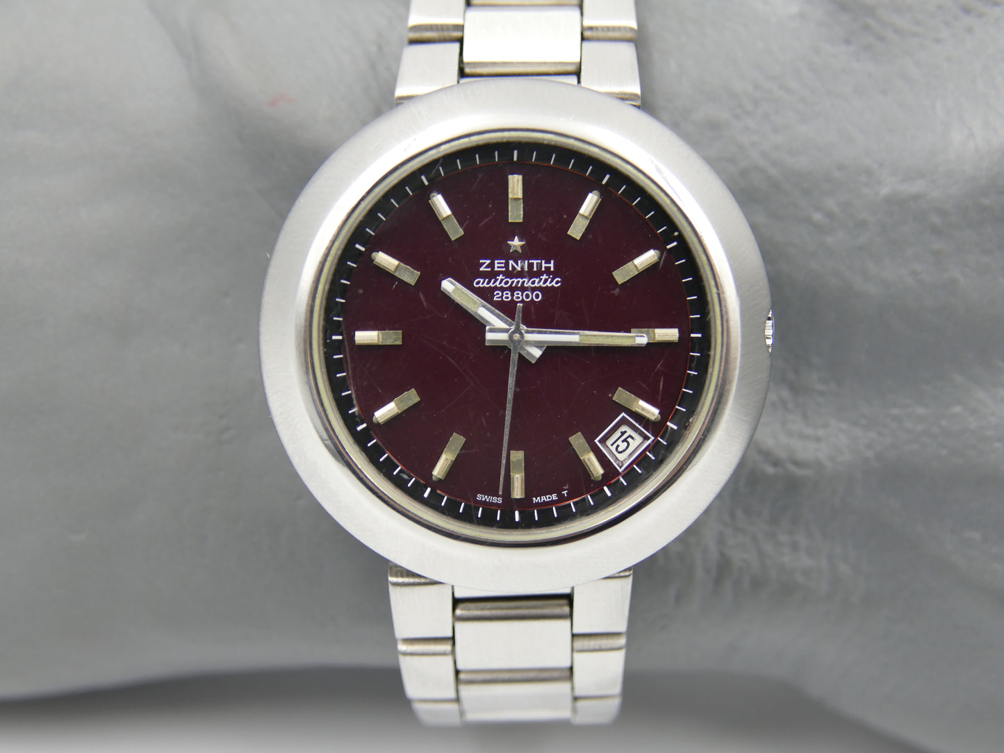 70s vintage watch Zenith ref 01-1190-290 UFO Disco Volante  Automatic burgundy dial serviced