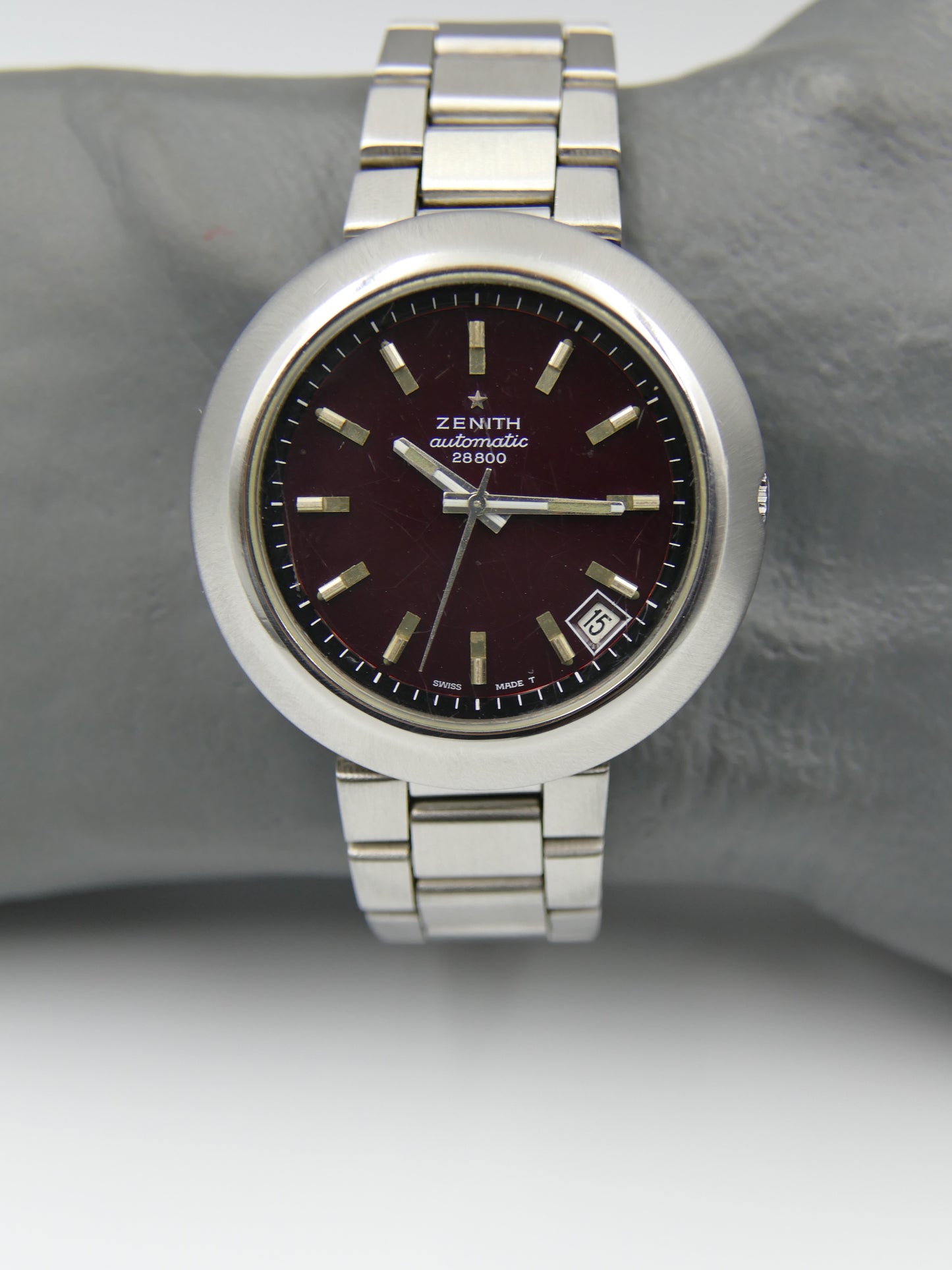 70s vintage watch Zenith ref 01-1190-290 UFO Disco Volante  Automatic burgundy dial serviced