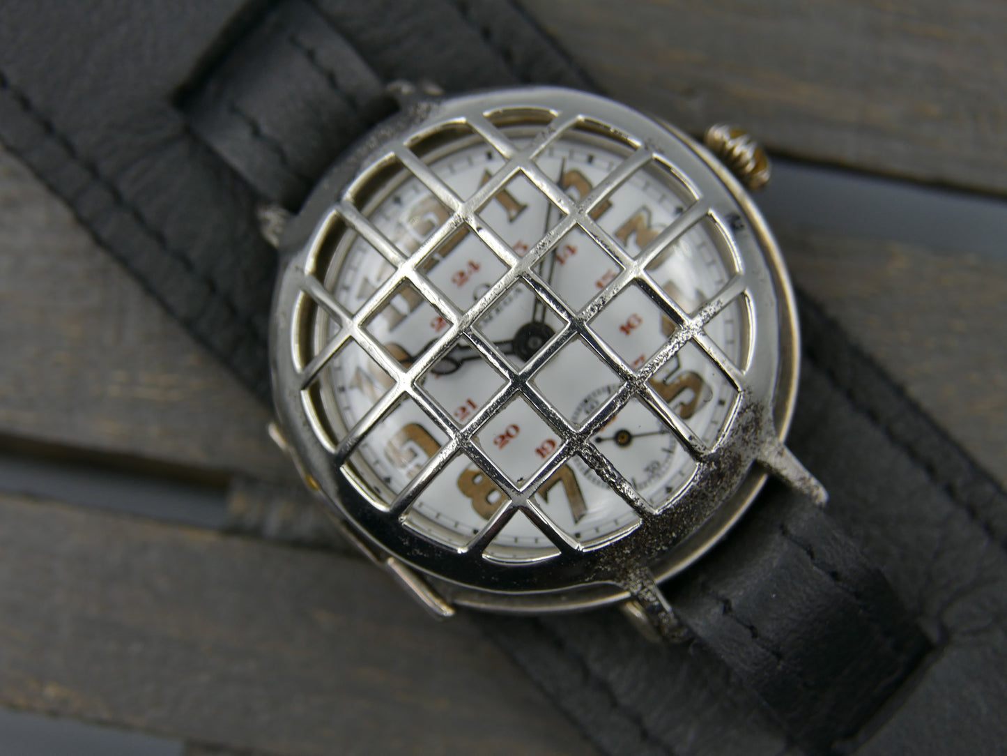 10's vintage watch world war Caged Oficcer Omega trench ref. 568.13 cal. 13''' SOB rare