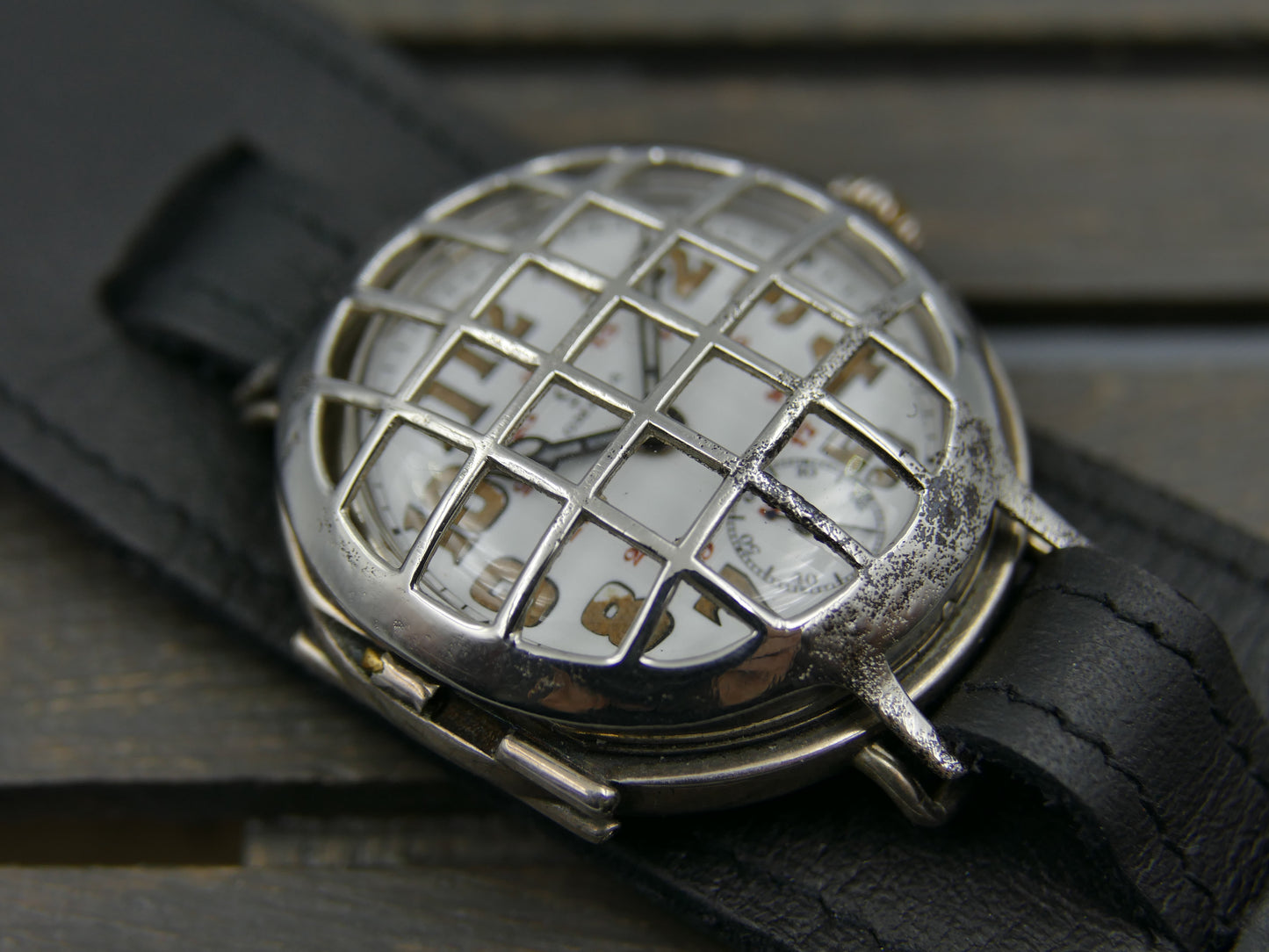 10's vintage watch world war Caged Oficcer Omega trench ref. 568.13 cal. 13''' SOB rare