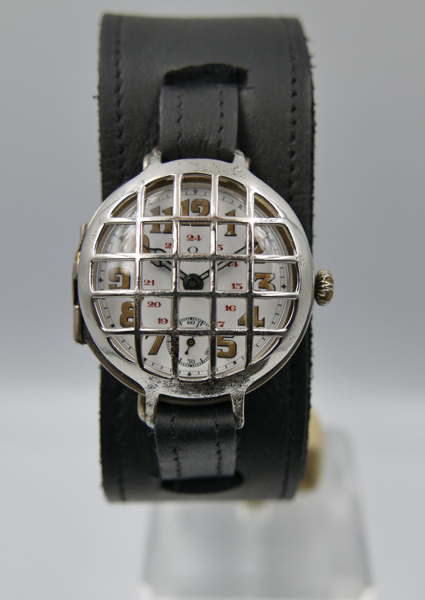 10's vintage watch world war Caged Oficcer Omega trench ref. 568.13 cal. 13''' SOB rare