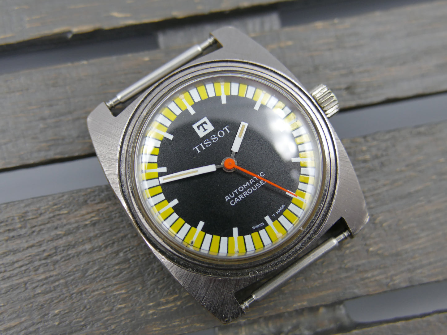 70s vintage watch Tissot Carrousel ref 44590 5 automatic 784 yellow