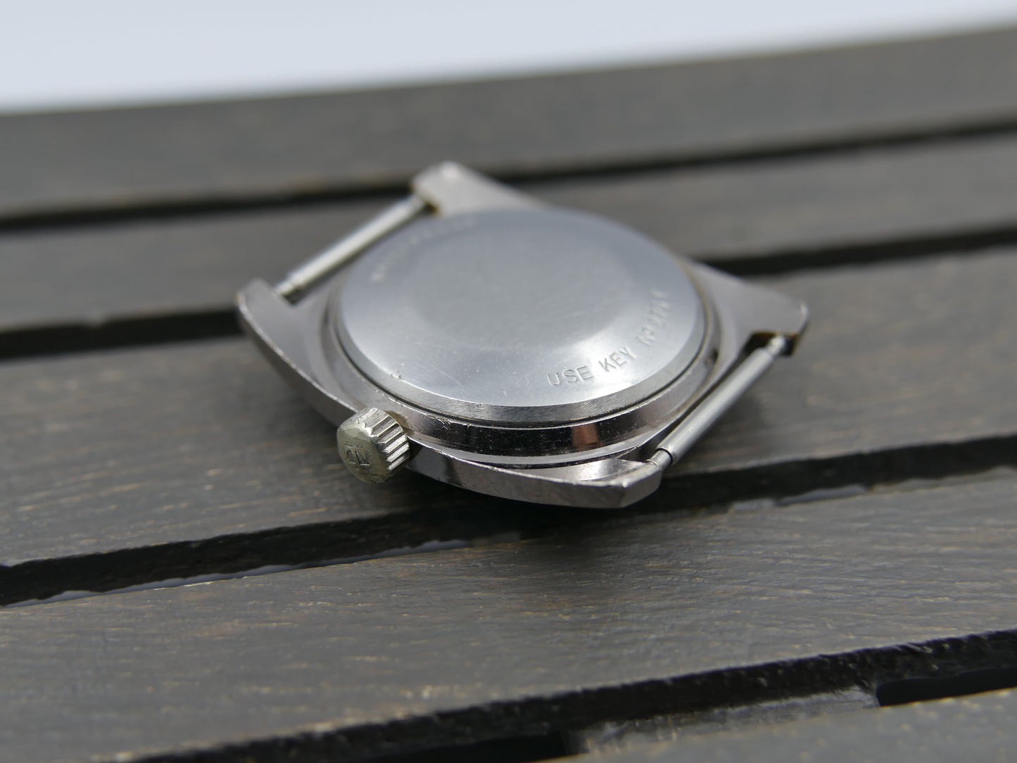 70s vintage watch Tissot Carrousel ref 44590 5 automatic 784 yellow