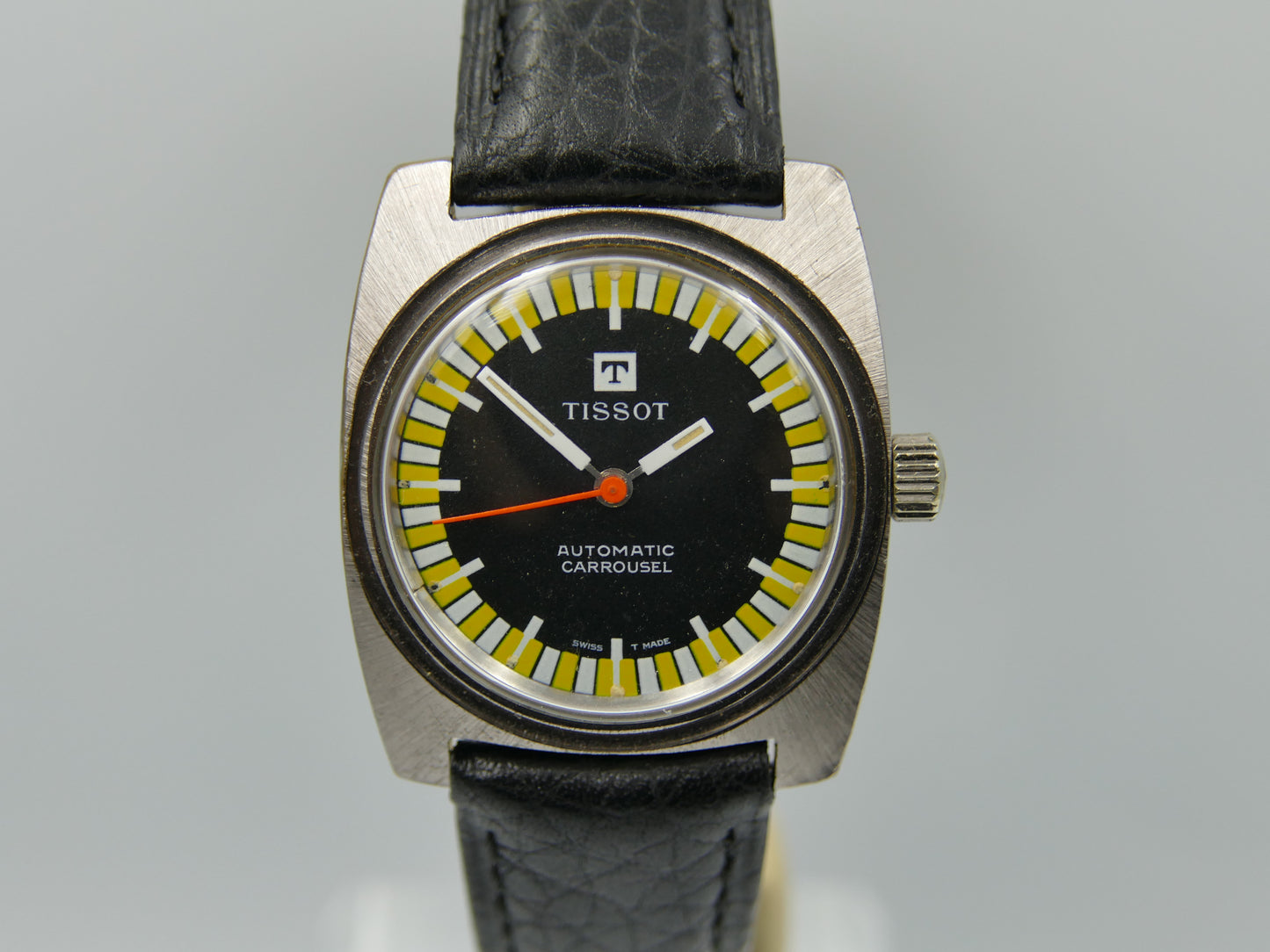 70s vintage watch Tissot Carrousel ref 44590 5 automatic 784 yellow