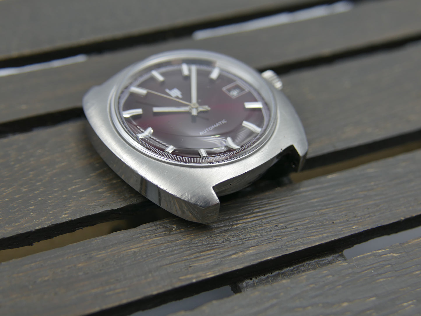 70s vintage watch mens LIP Sport Tonneau automatic Duromat 7525 Burgundy dial