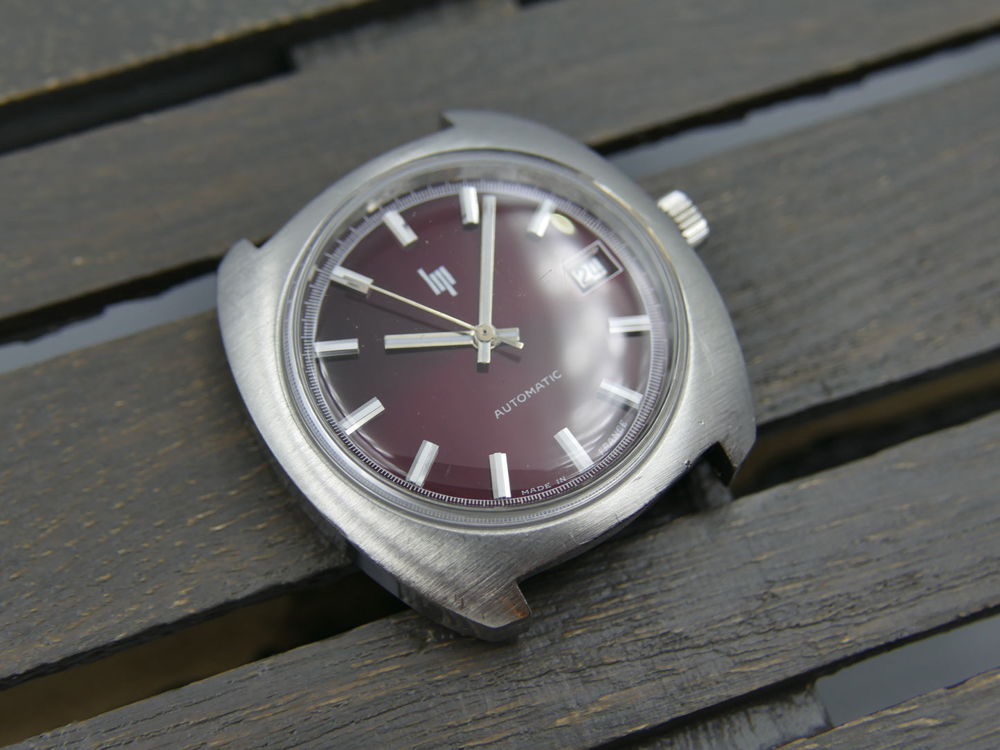 70s vintage watch mens LIP Sport Tonneau automatic Duromat 7525 Burgundy dial