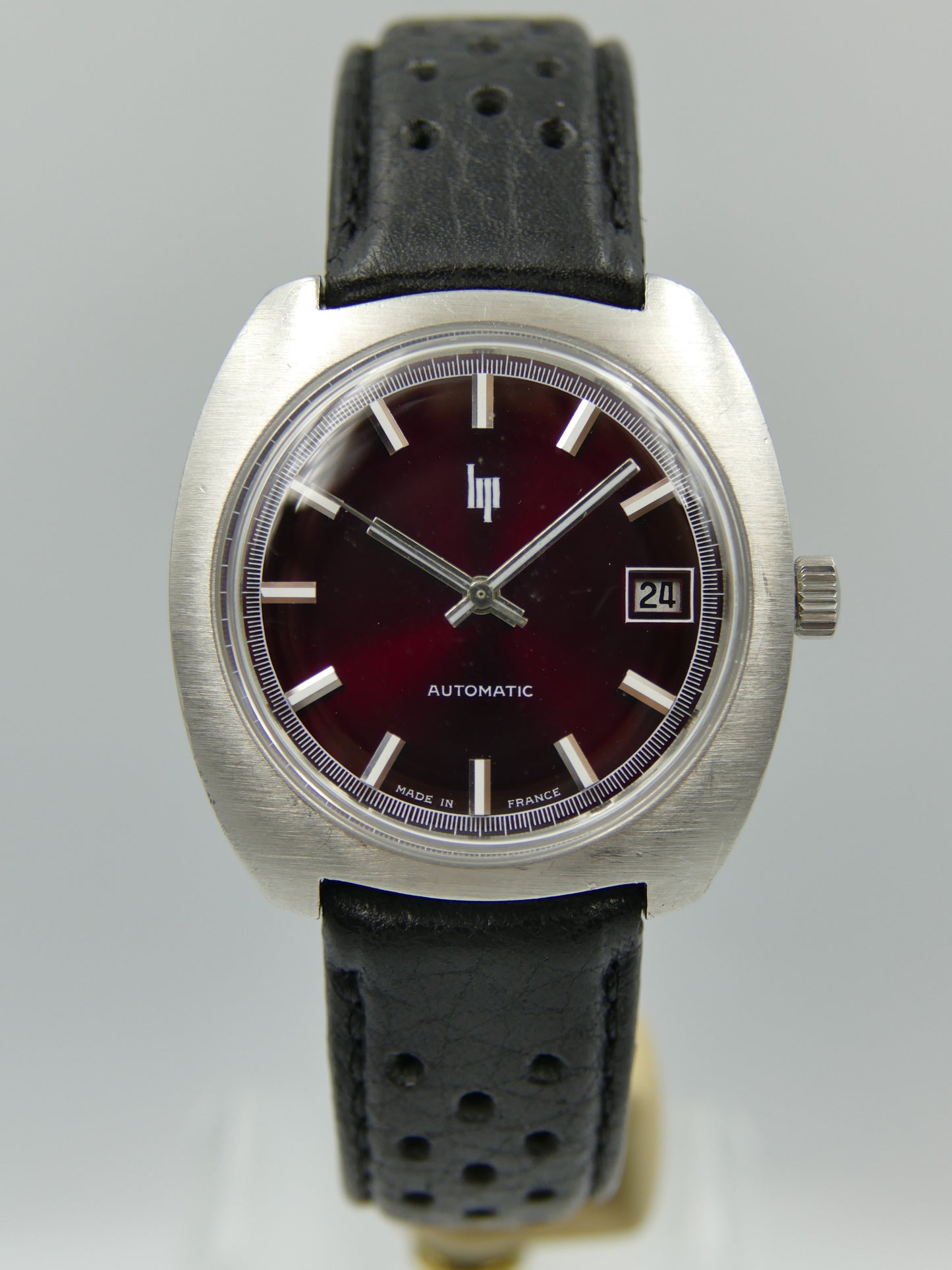 70s vintage watch mens LIP Sport Tonneau automatic Duromat 7525 Burgundy dial