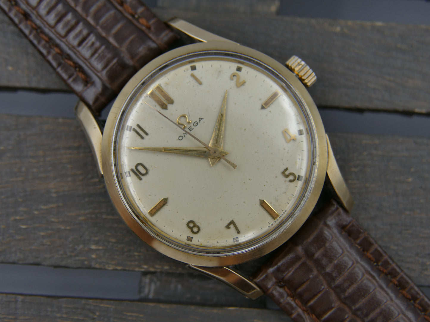 50s vintage watch mens Omega ref. 2640 -6 SC hand wind cal 283 gold cap serviced