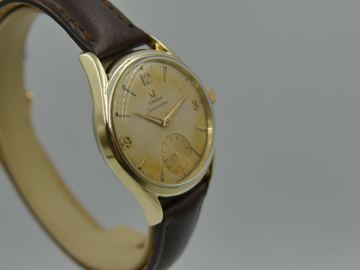 50s vintage watch mens Omega Seamaster ref. 2830 -6 / 2829 cal 410 gold cap serviced