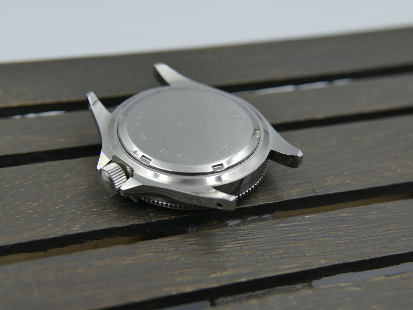 70s vintage watch mens diver plongee Yema Superman 990 feet quartz ref T9.001.6