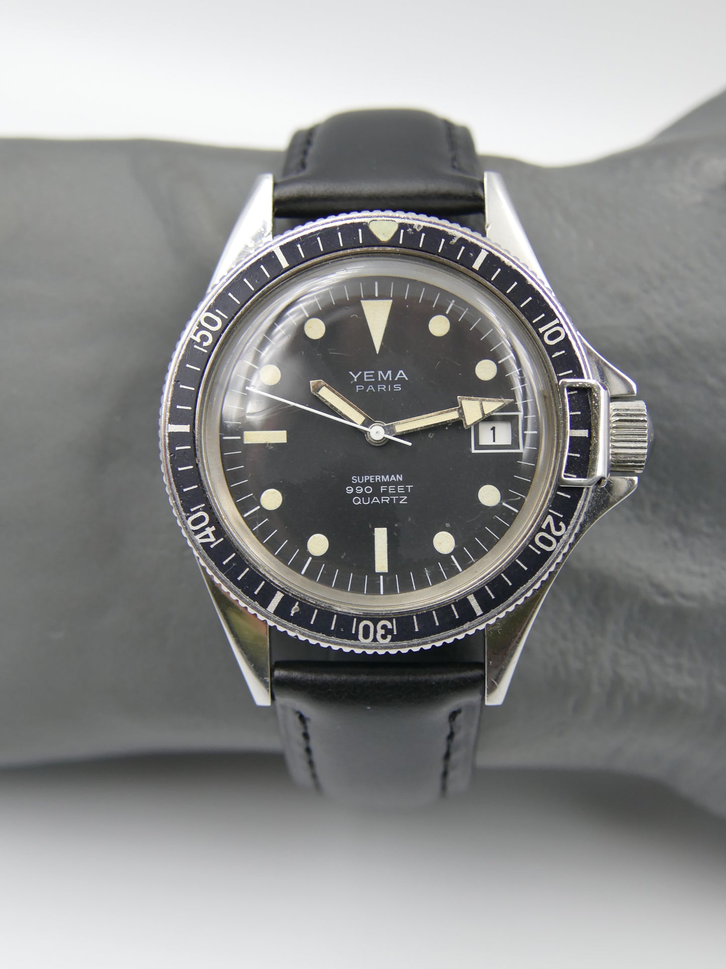 70s vintage watch mens diver plongee Yema Superman 990 feet quartz ref T9.001.6