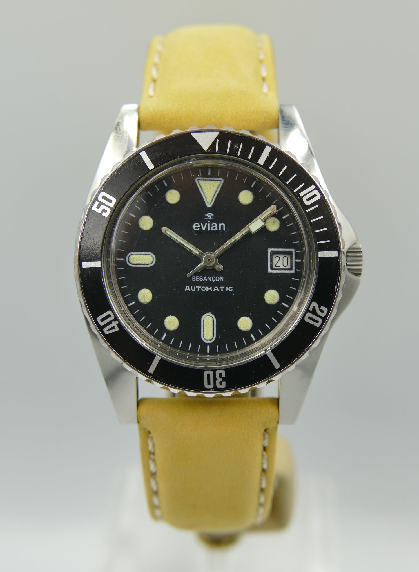 80s vintage watch mens diver plongee Evian Besançon automatic FE 5611 NOS serviced