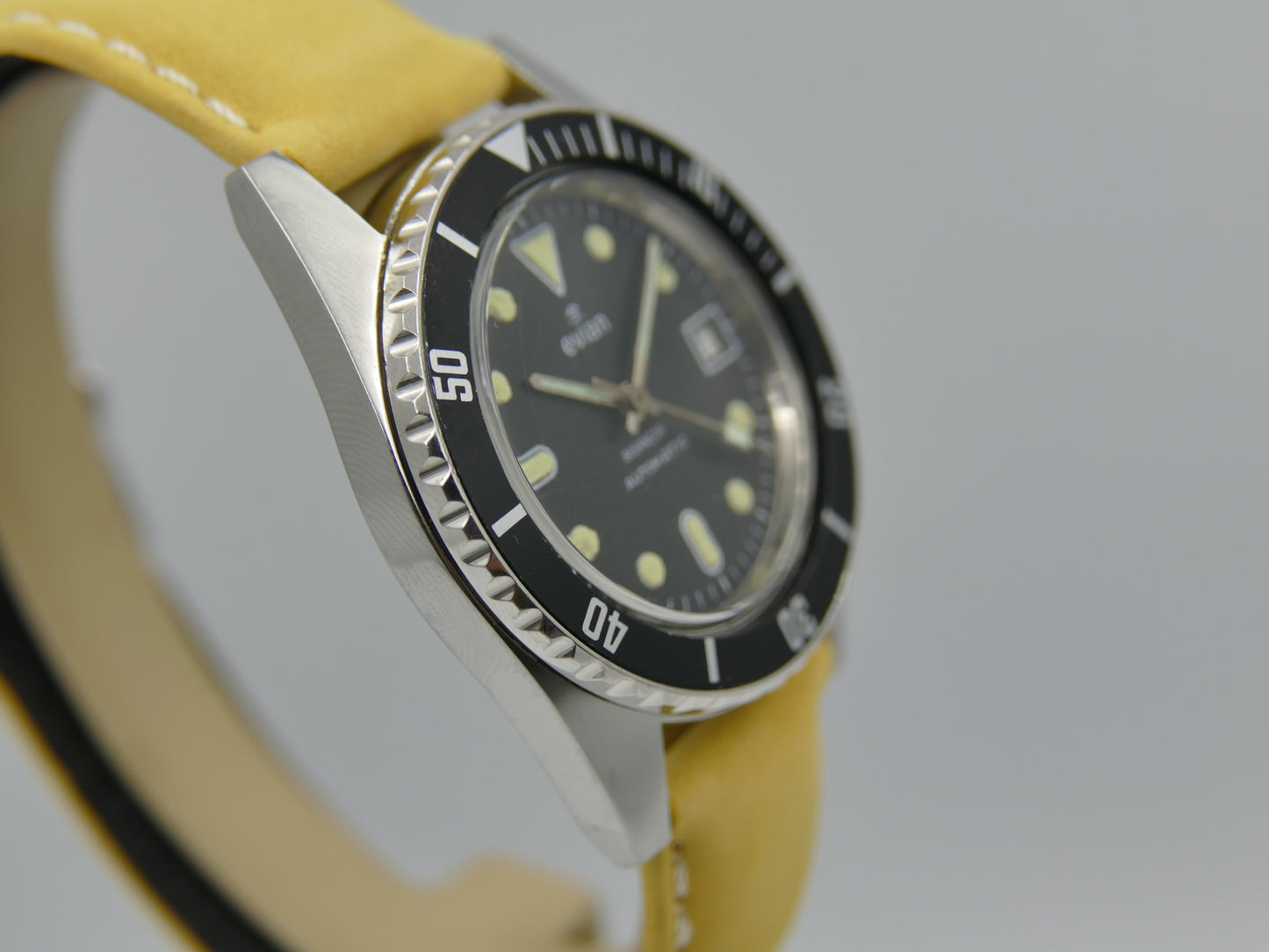 80s vintage watch mens diver plongee Evian Besançon automatic FE 5611 NOS serviced