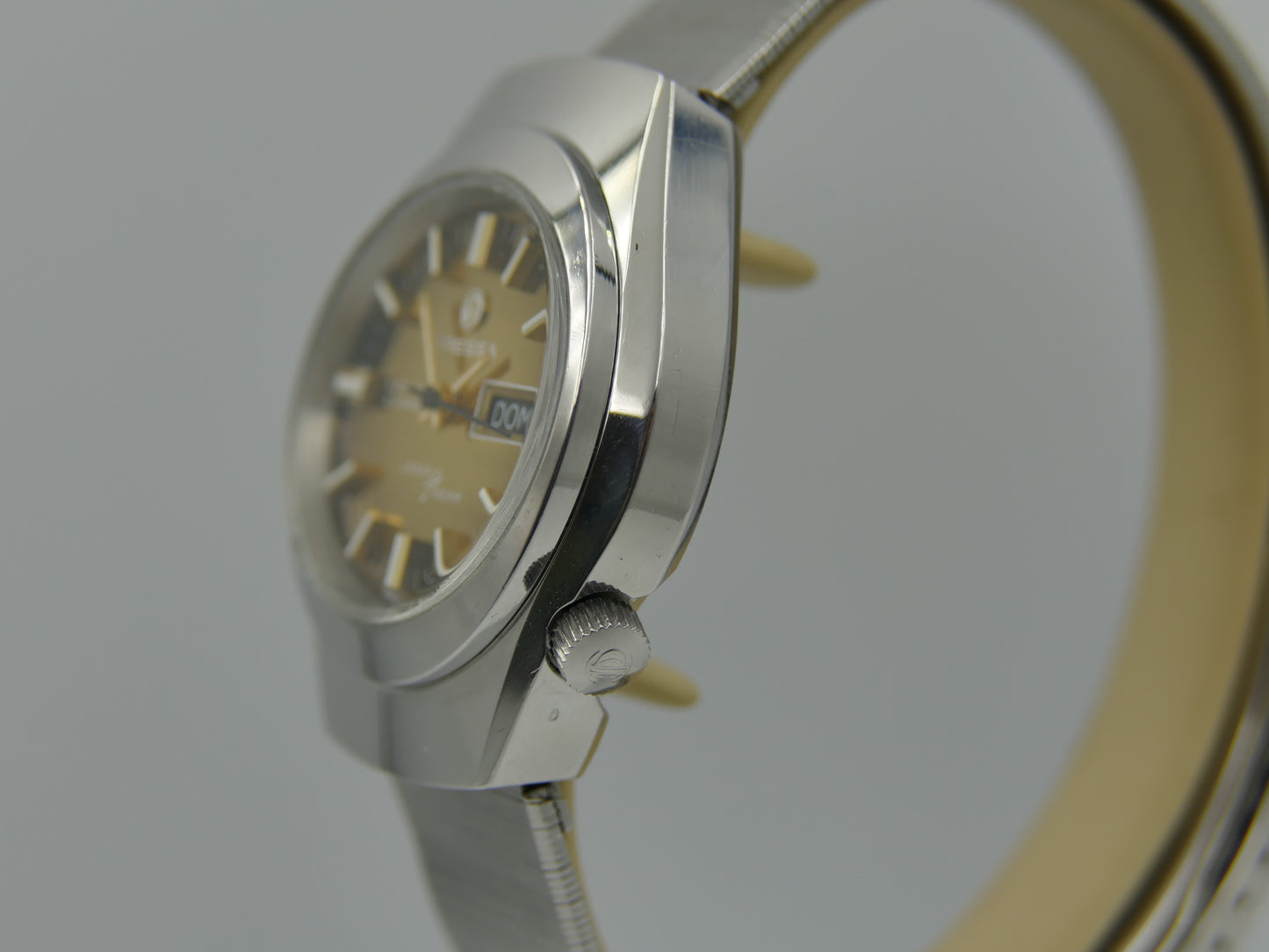 70s vintage watch mens Tressa Laser Beam automatic AS 2066 SS tiger serviced